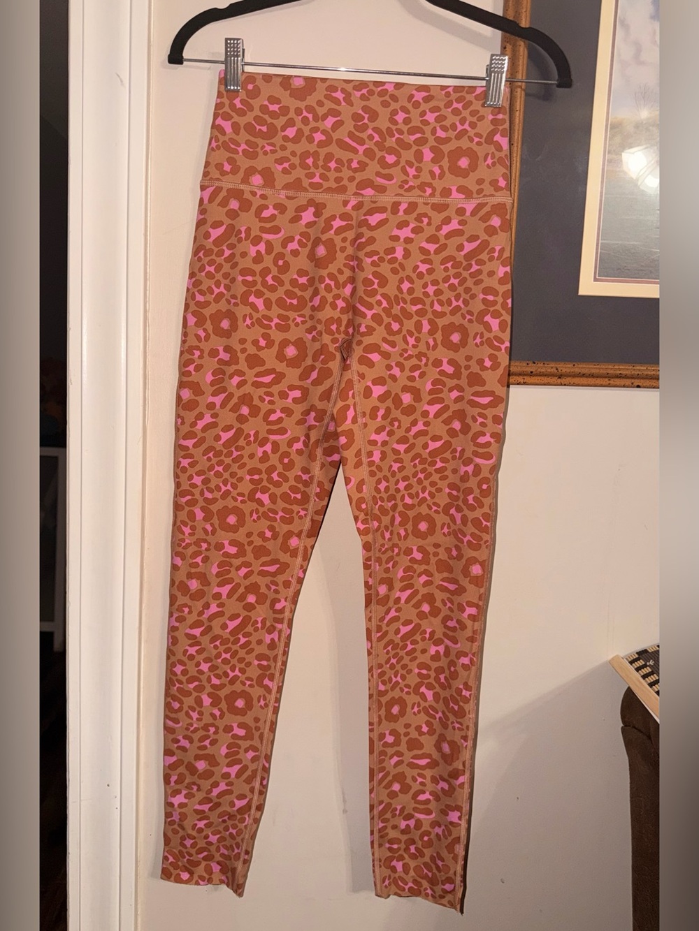 Aerie Offline Real Me Pink & Brown Leopard Print Leggings - Medium